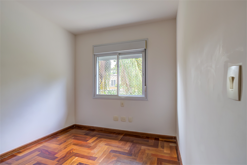 Foto REO117793