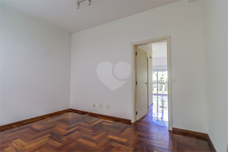 Foto REO117793