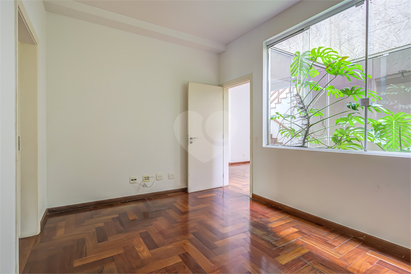 Foto REO117793