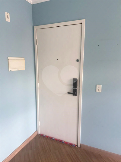 Porta de Entrada com Fechadura 