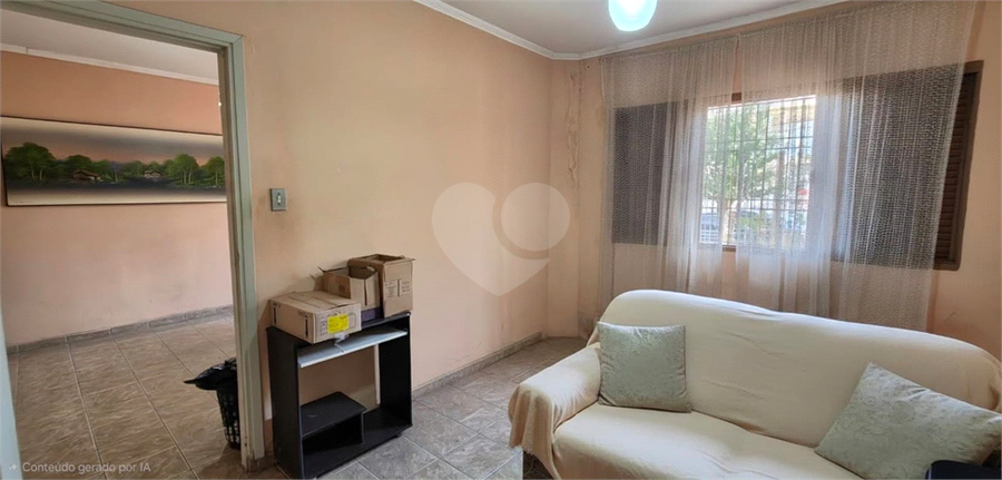 DORMITÓRIO 1. IMAGEM REAL, PORÉM ORGANIZADA POR IA