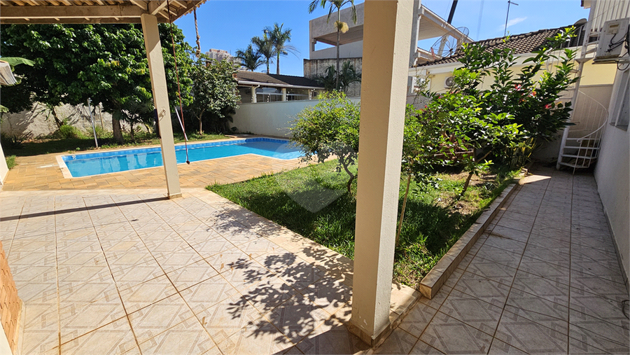 Foto REO1178998