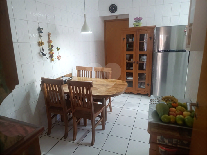Foto REO1179436