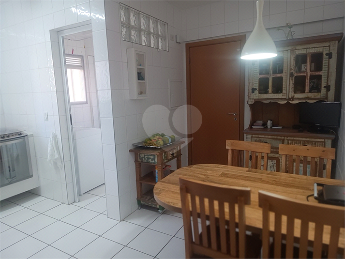 Foto REO1179436
