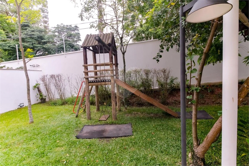 Foto REO1179450