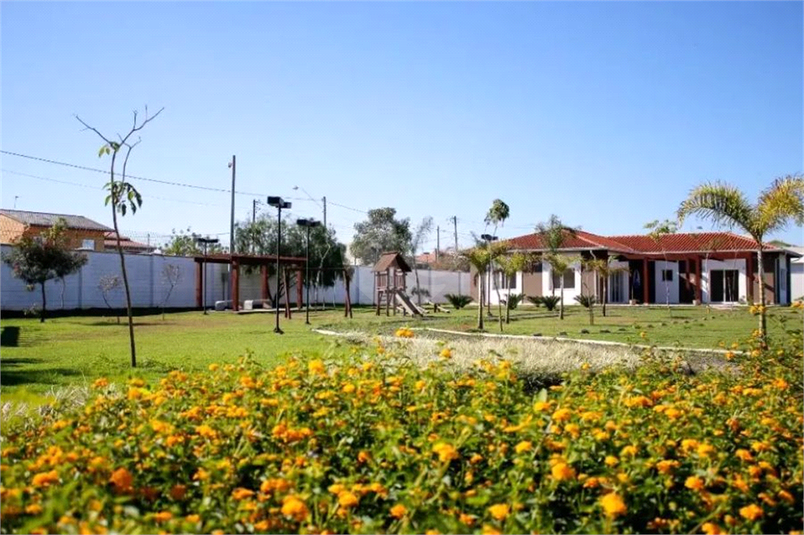 Foto REO1179501