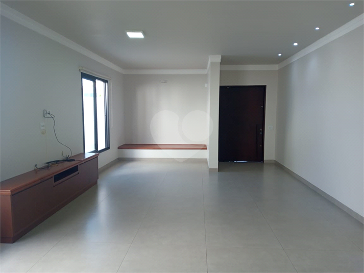Foto REO1180033