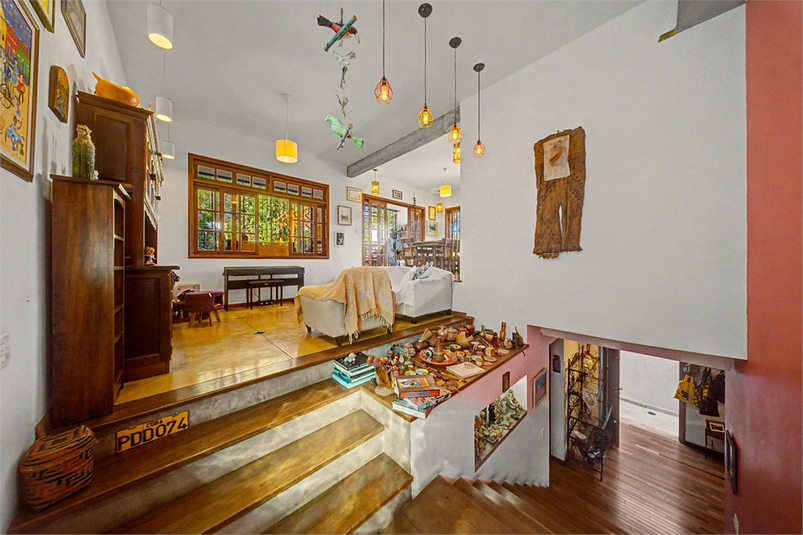 Foto REO1180068