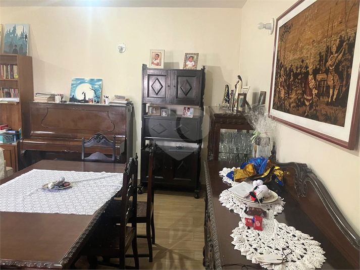 Foto REO1180876