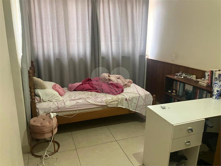 Foto REO1180876