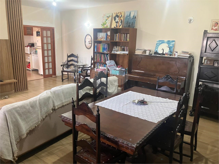 Foto REO1180876