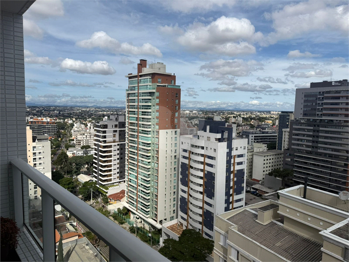 Foto REO1181011