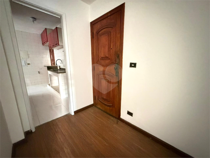 Foto REO1181069