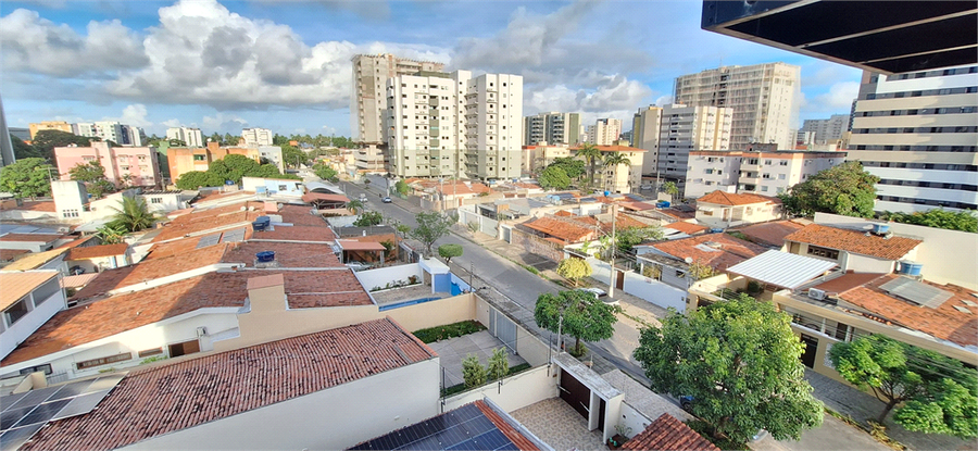 Foto REO1181154