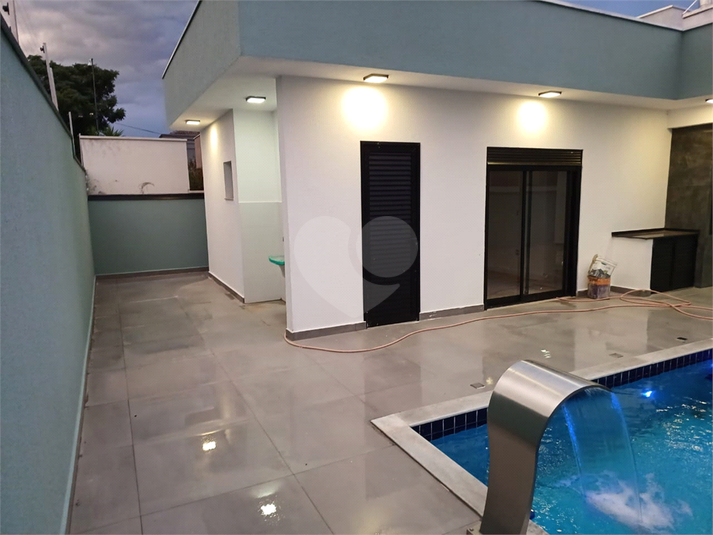 Foto REO1181165