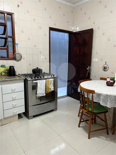 Foto REO1181237