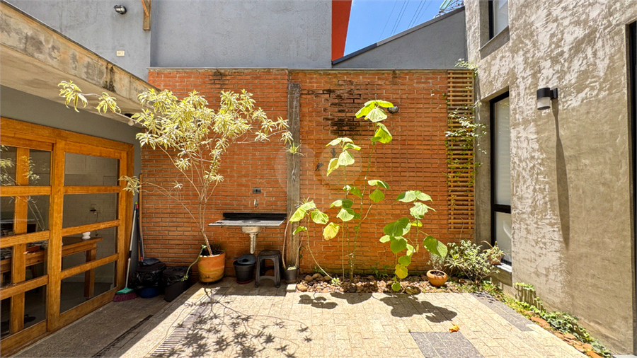Foto REO1181313