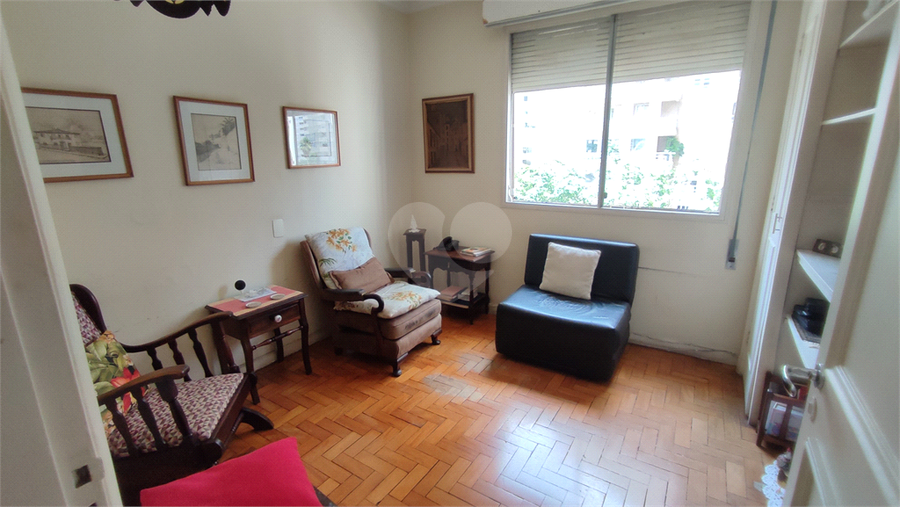 Foto REO1181523