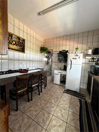 Foto REO1181537