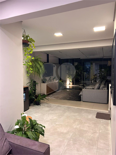 Foto REO1181559