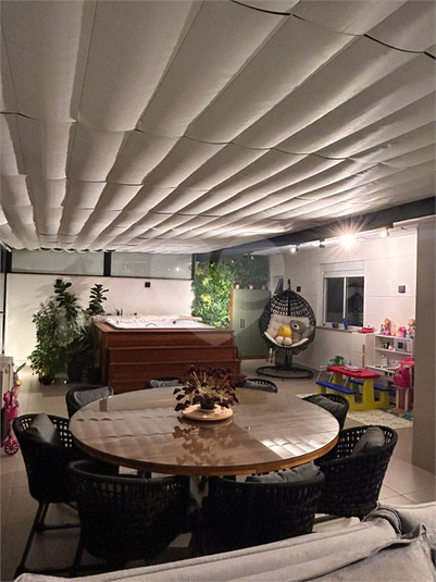 Foto REO1181559