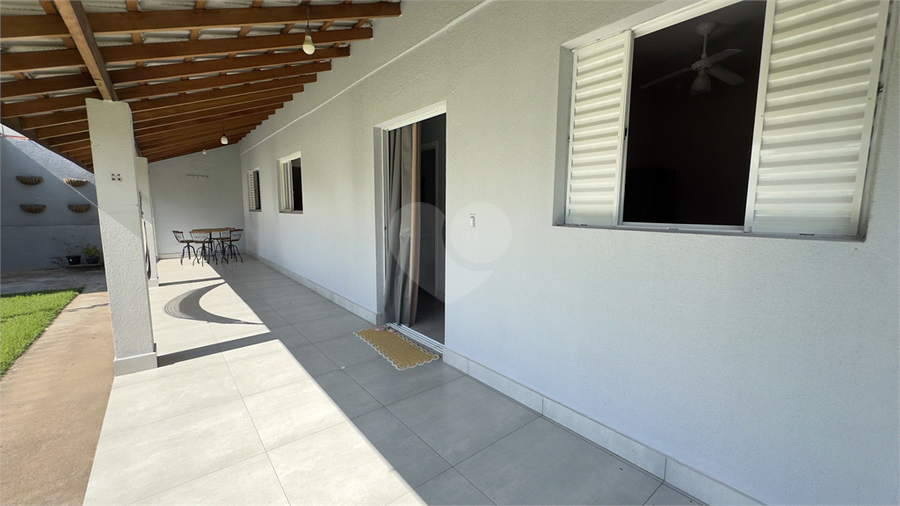Foto REO1181575