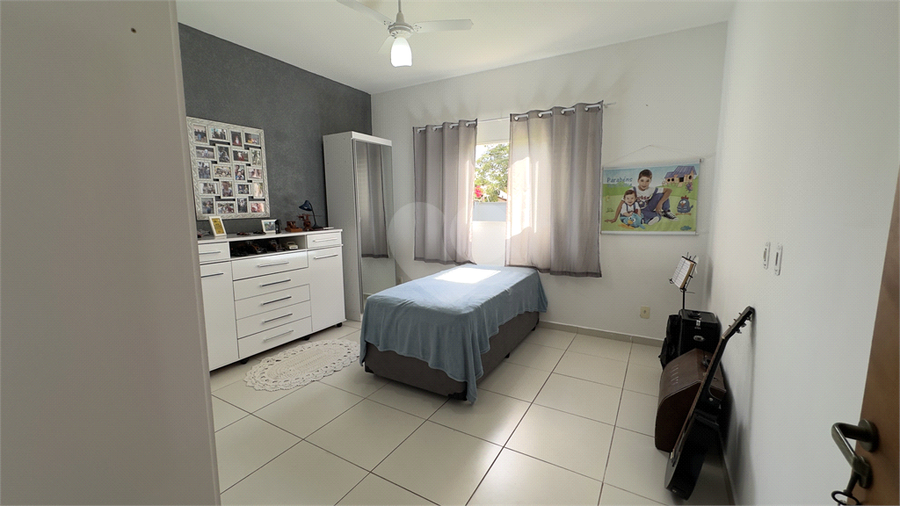 Foto REO1181575