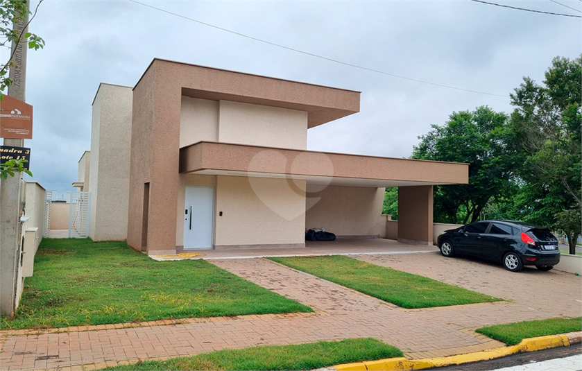 Foto REO1181751