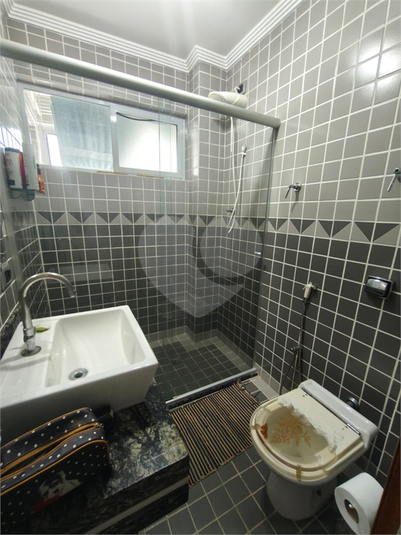 Foto REO1181755