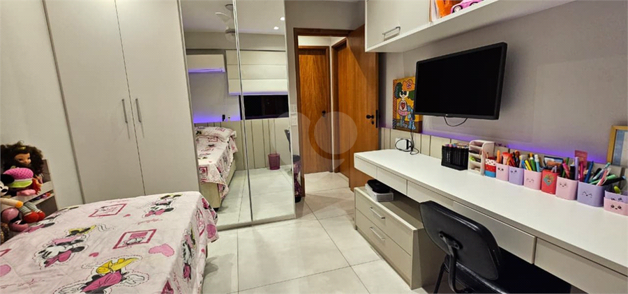 Foto REO1181766