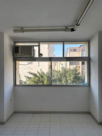 Foto REO1181769