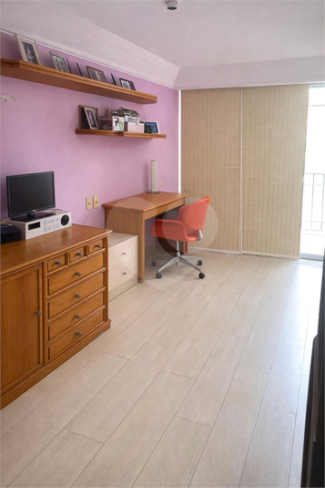 Foto REO1181804