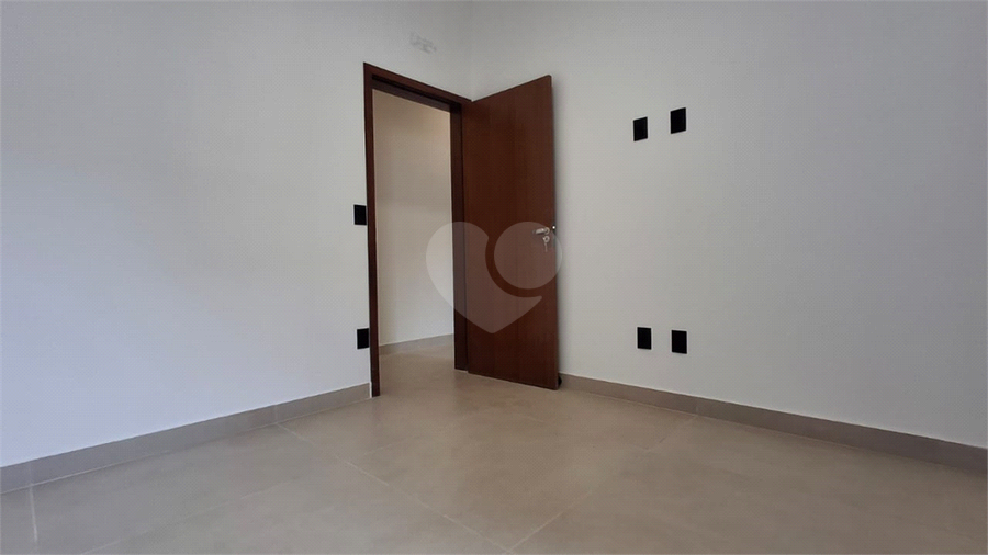 Foto REO1181808