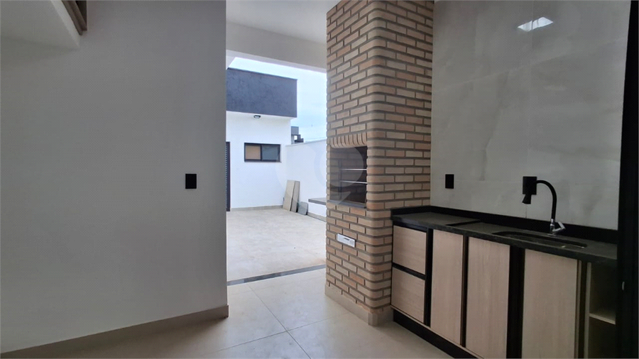 Foto REO1181808