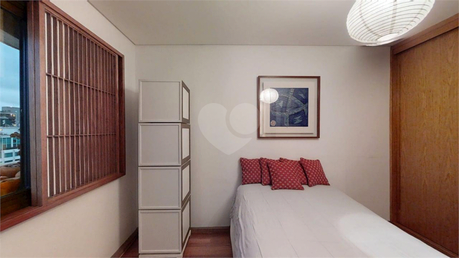 Foto REO1181827