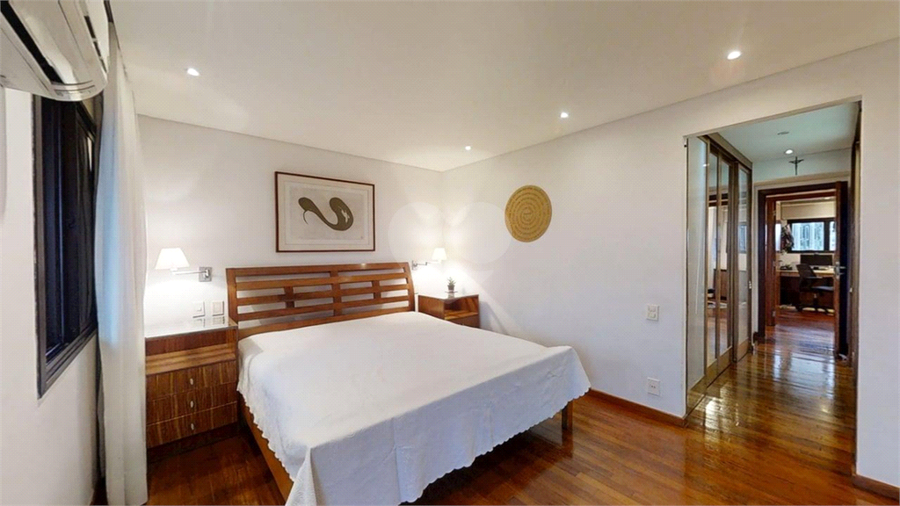 Foto REO1181829