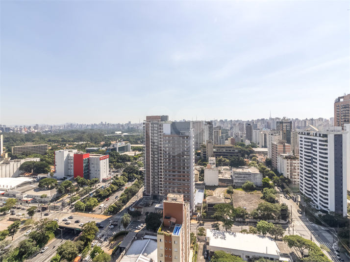 Foto REO1181851