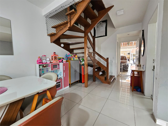 Foto REO1181852