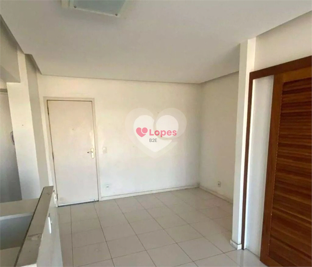 Foto REO1181856