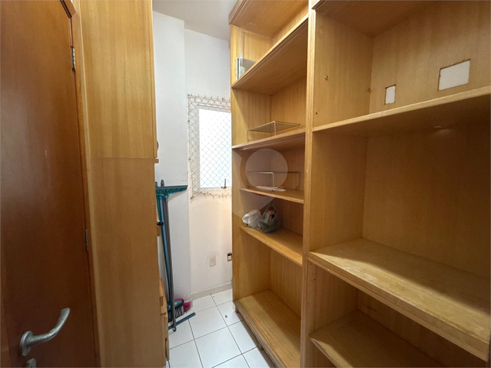 Foto REO1181900
