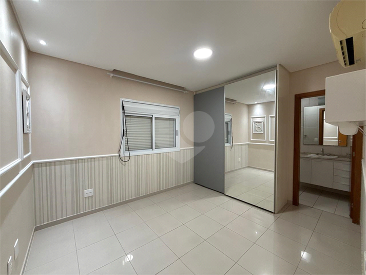 Foto REO1181900
