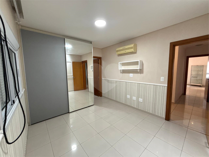 Foto REO1181900