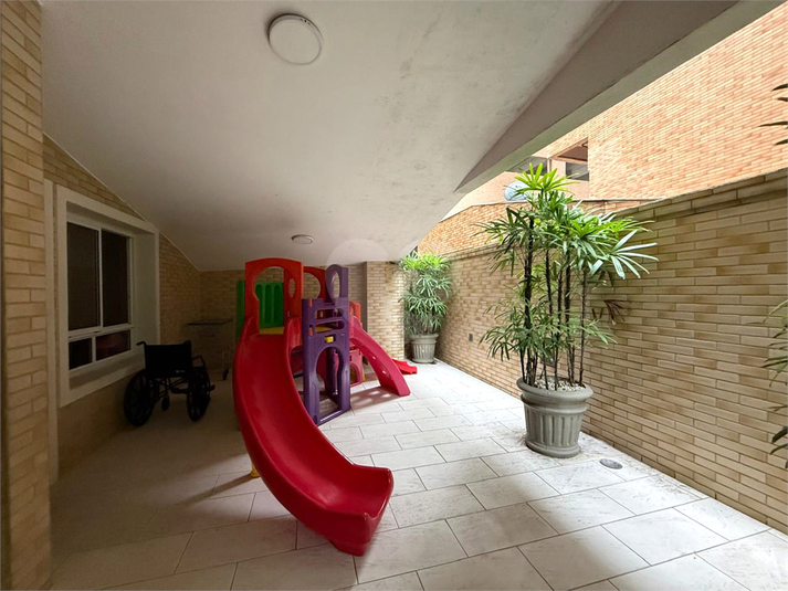 Foto REO1181900