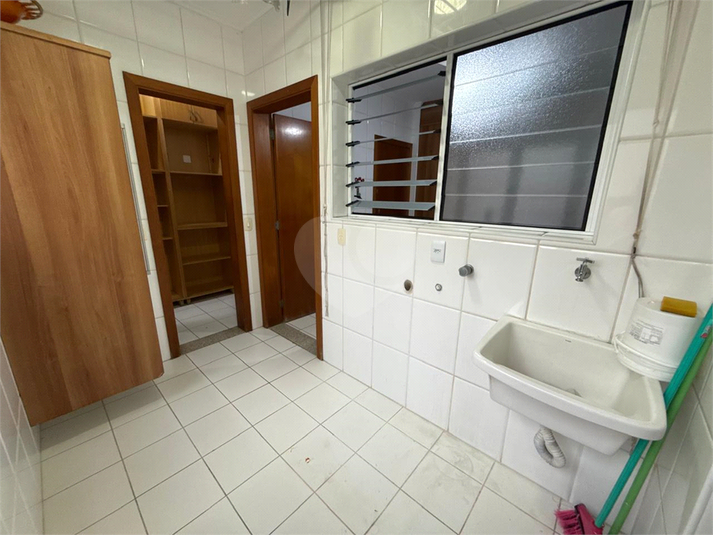 Foto REO1181900