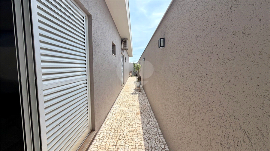 Foto REO1181989