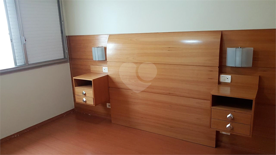Foto REO1182036