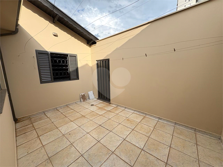 Foto REO1182037