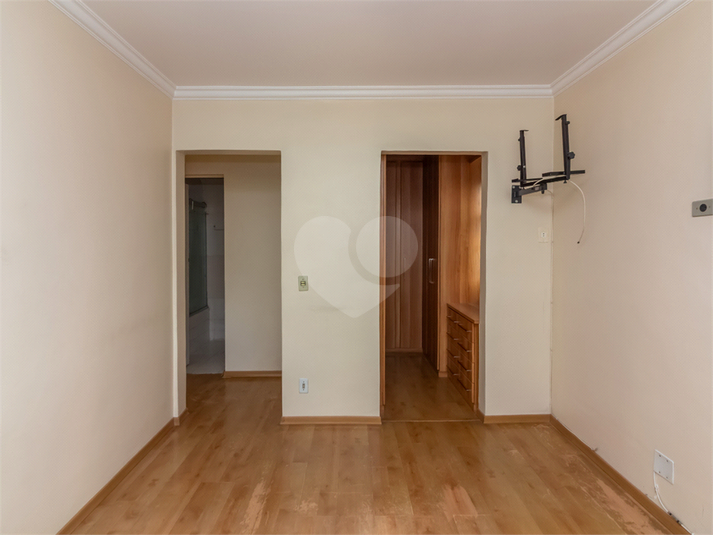 Foto REO1182091