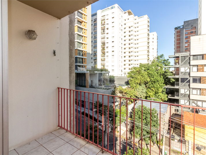 Foto REO1182091