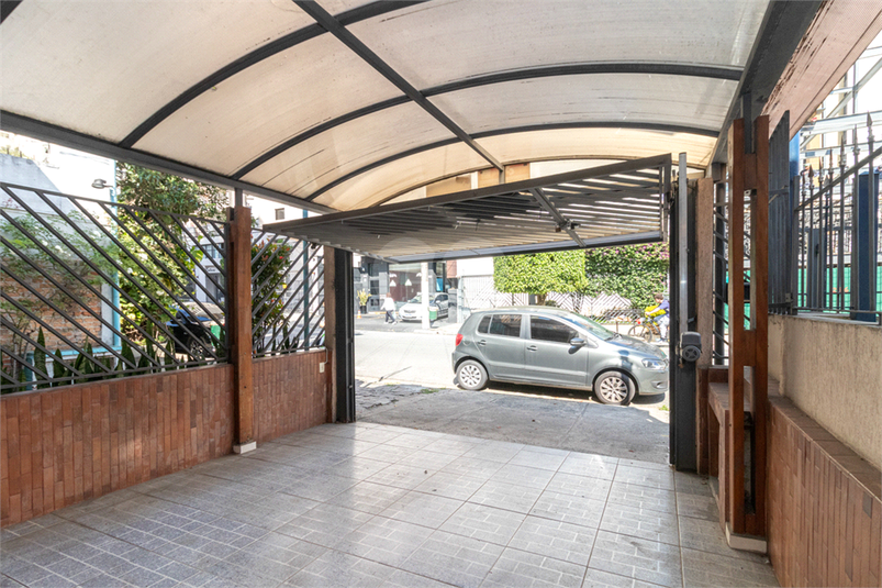 Foto REO1182115